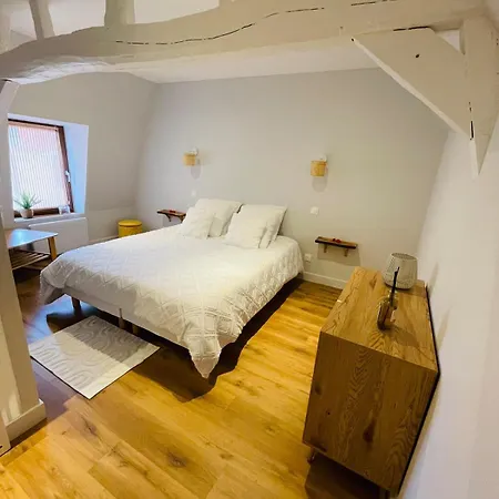 Apartment La